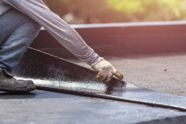 Professional Vapor Barrier Installation technician working in Elmore, OH